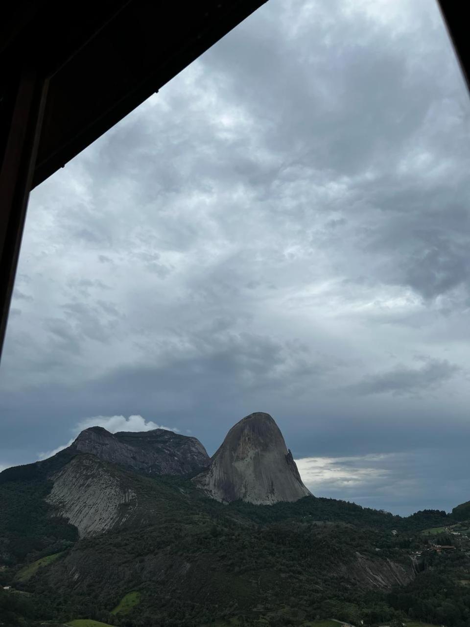 Vista Azul Apart Hotel - Pedra Azul Pinheiros Dış mekan fotoğraf